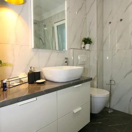 Apartment Tona