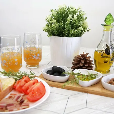 Apartment Tona Zaboric